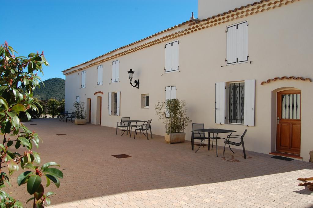 Chateau De La Clapiere Ιέρ Δωμάτιο φωτογραφία